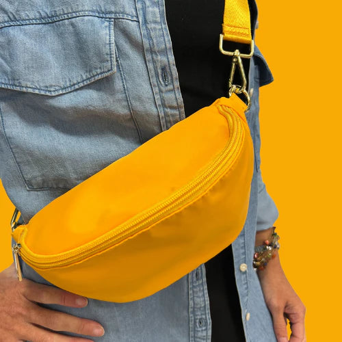 THOMAS & LEE NYLON CROSSBODY