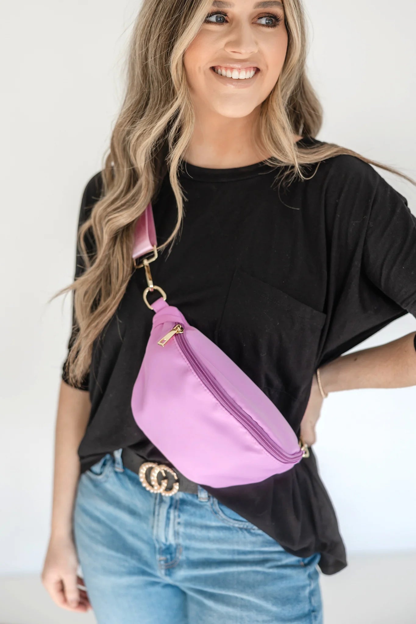 THOMAS & LEE NYLON CROSSBODY