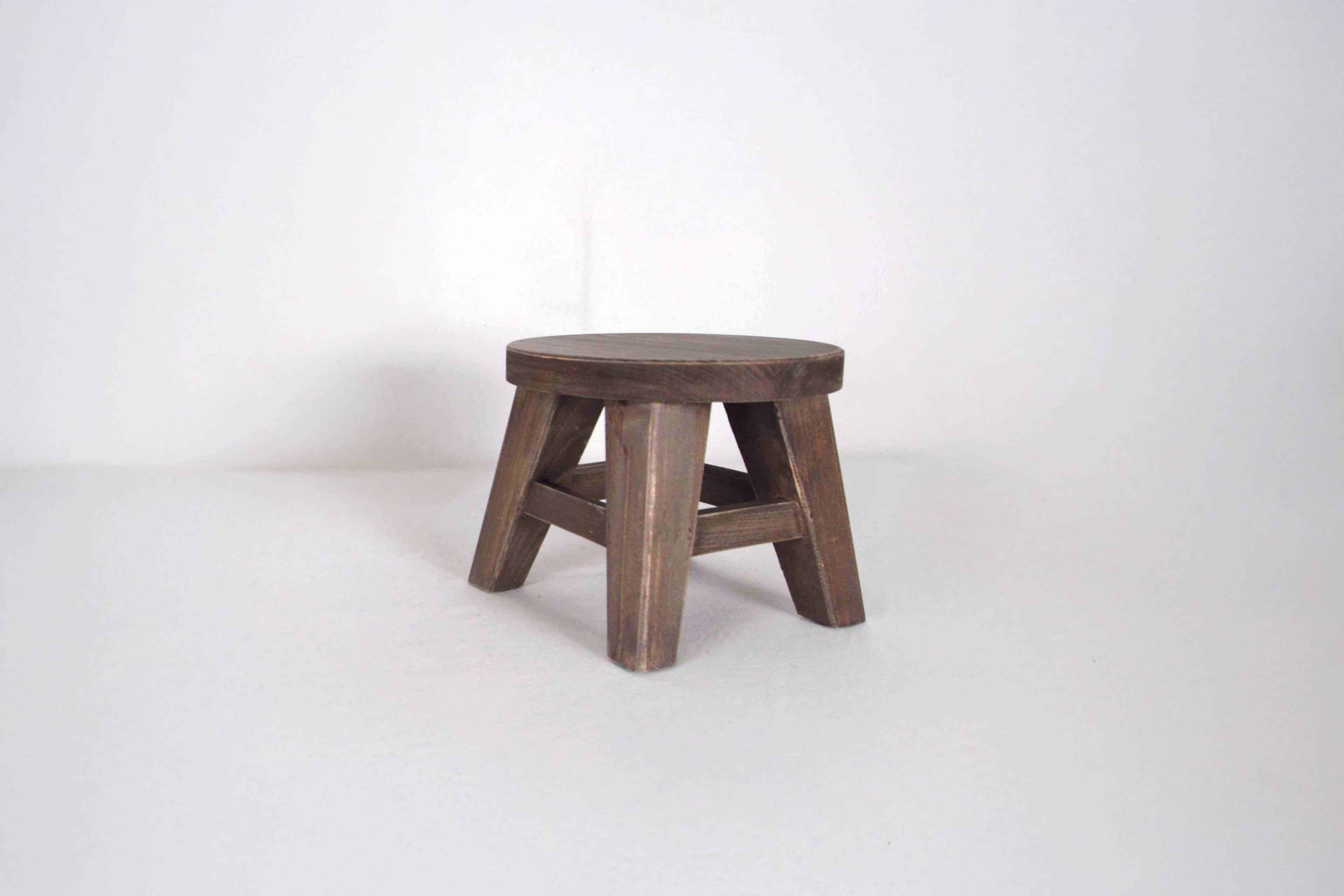 11007 - 9x9x6 wood riser (ROUND) home decor espresso