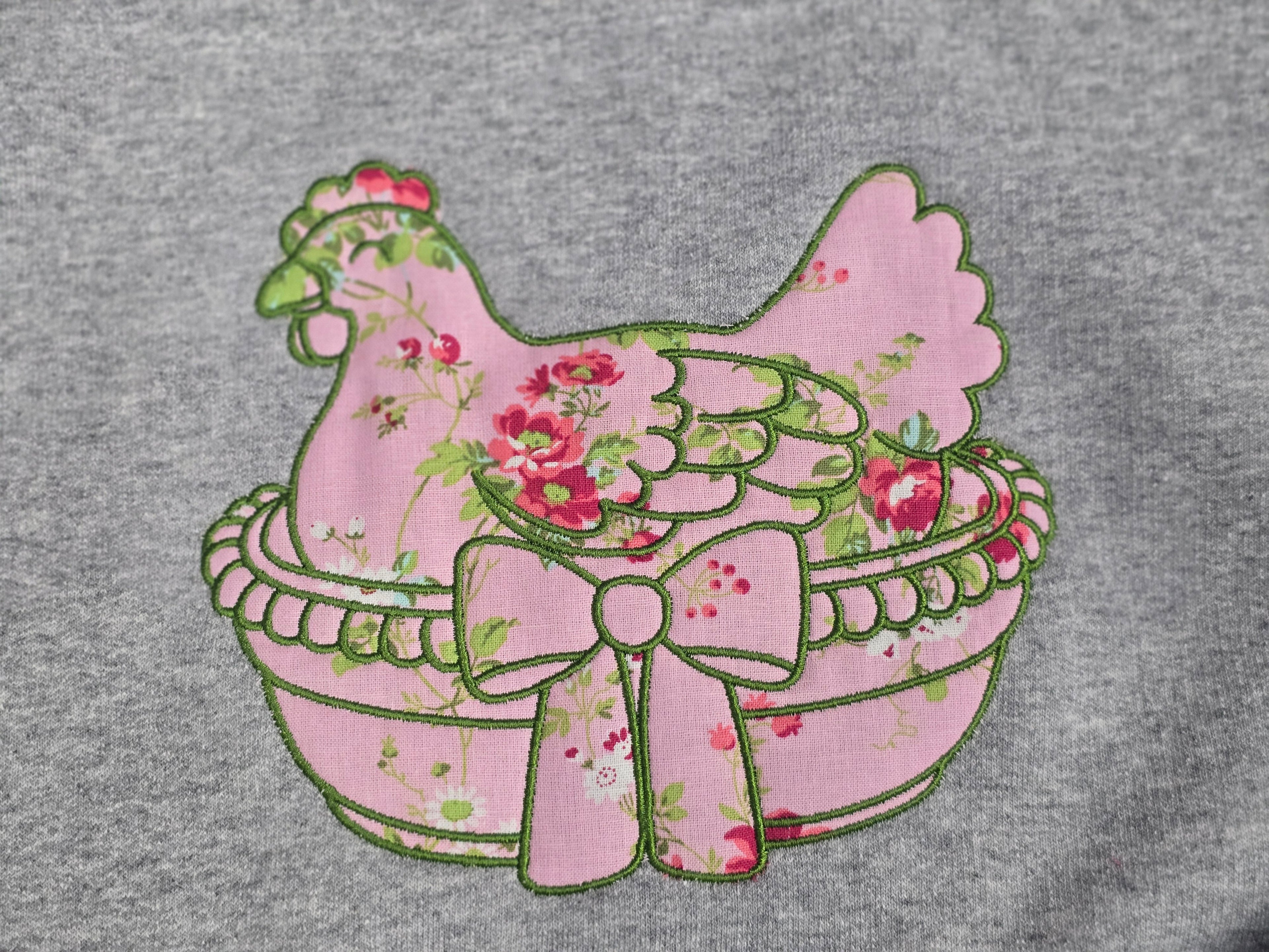 VINTAGE HEN APPLIQUE