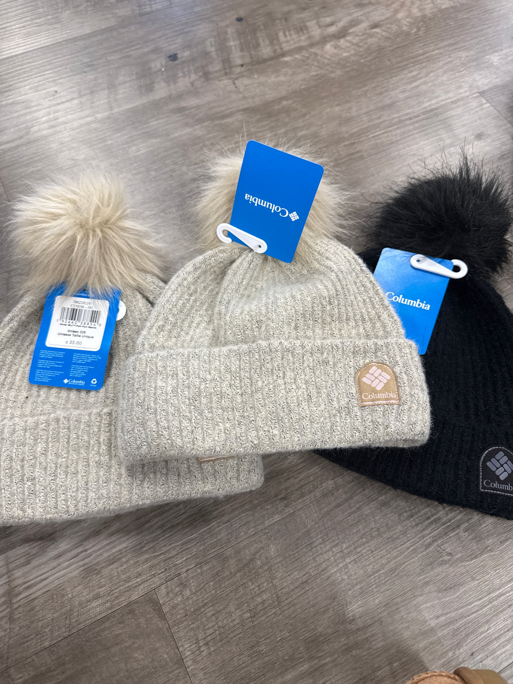 Columbia beanie