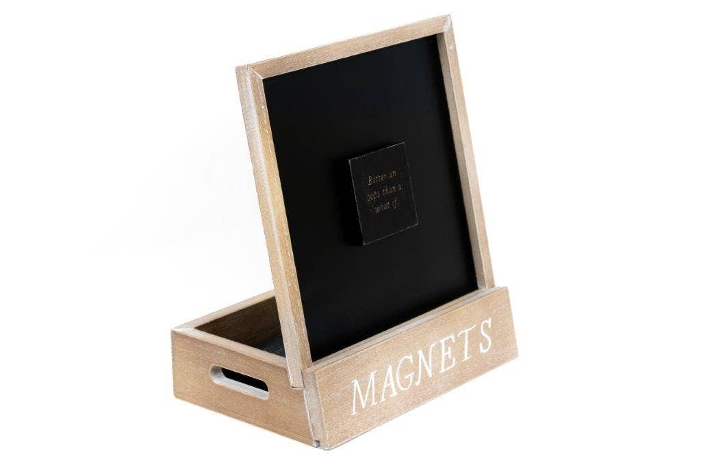 11873 - 11x13x7 Magnet Display shelf with storage