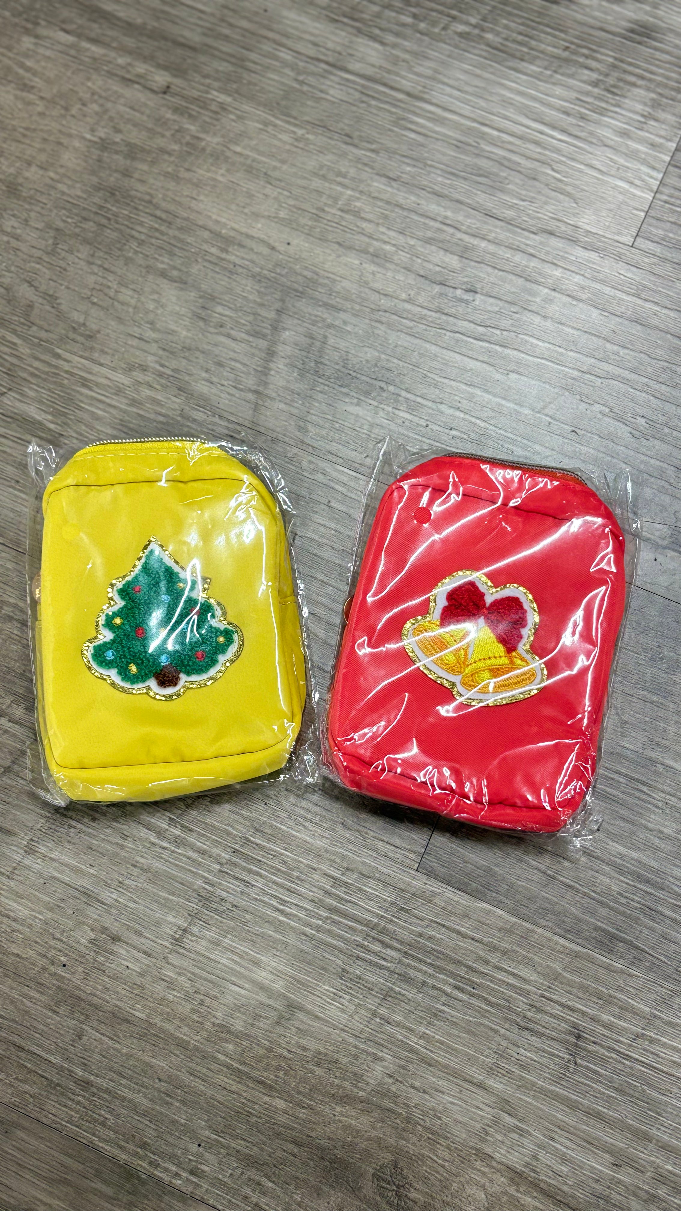 CHRISTMAS ZIPPER POUCH