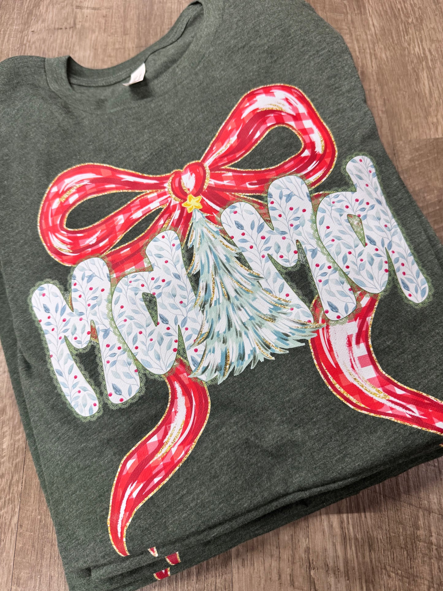 MAMA CHRISTMAS BOW TEE