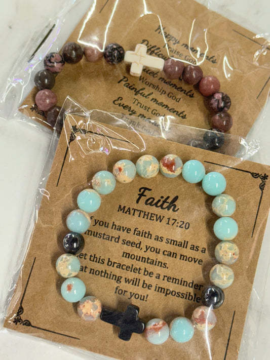 BRACELET