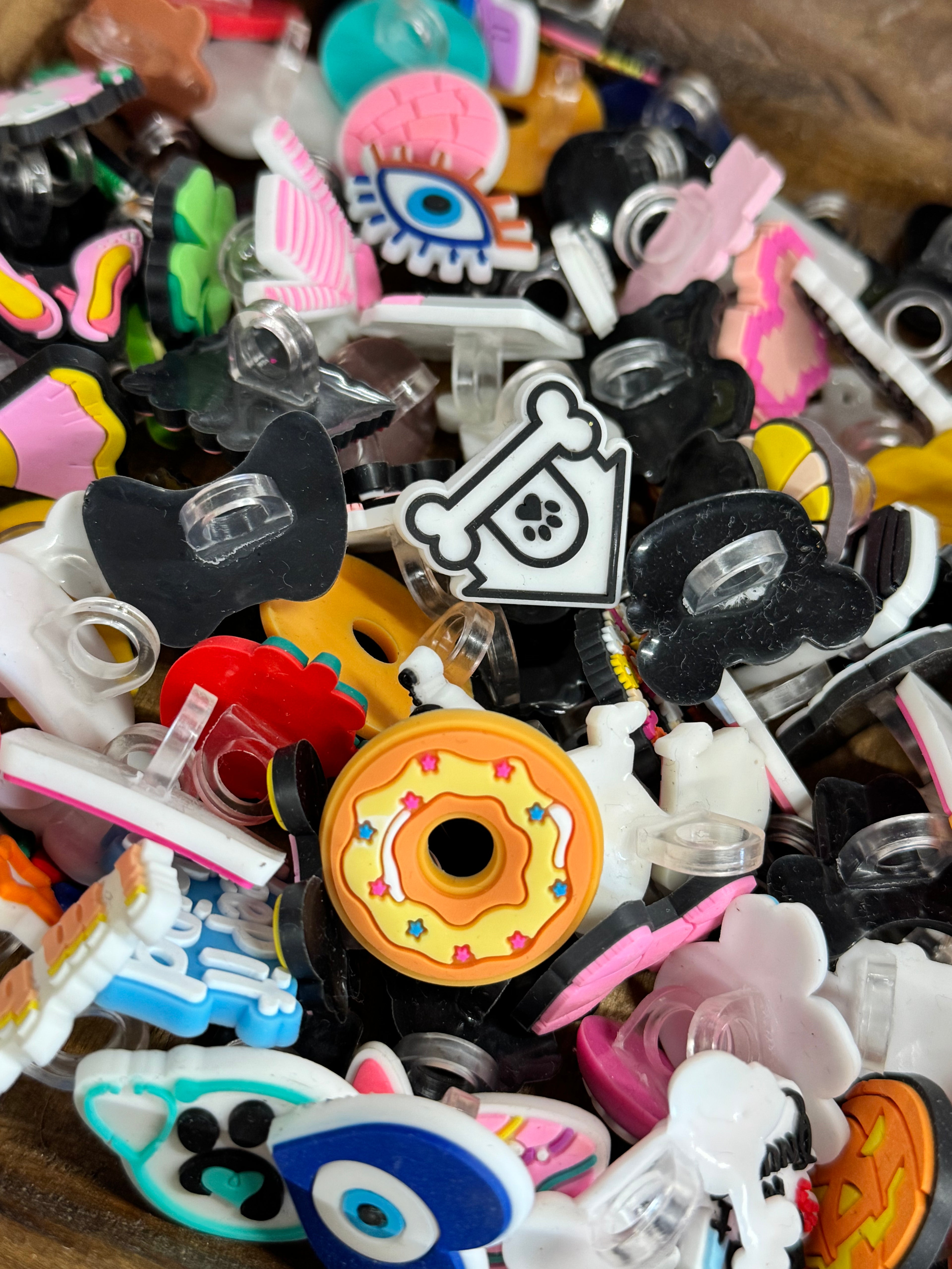 STRAW TOPPERS (RANDOM)