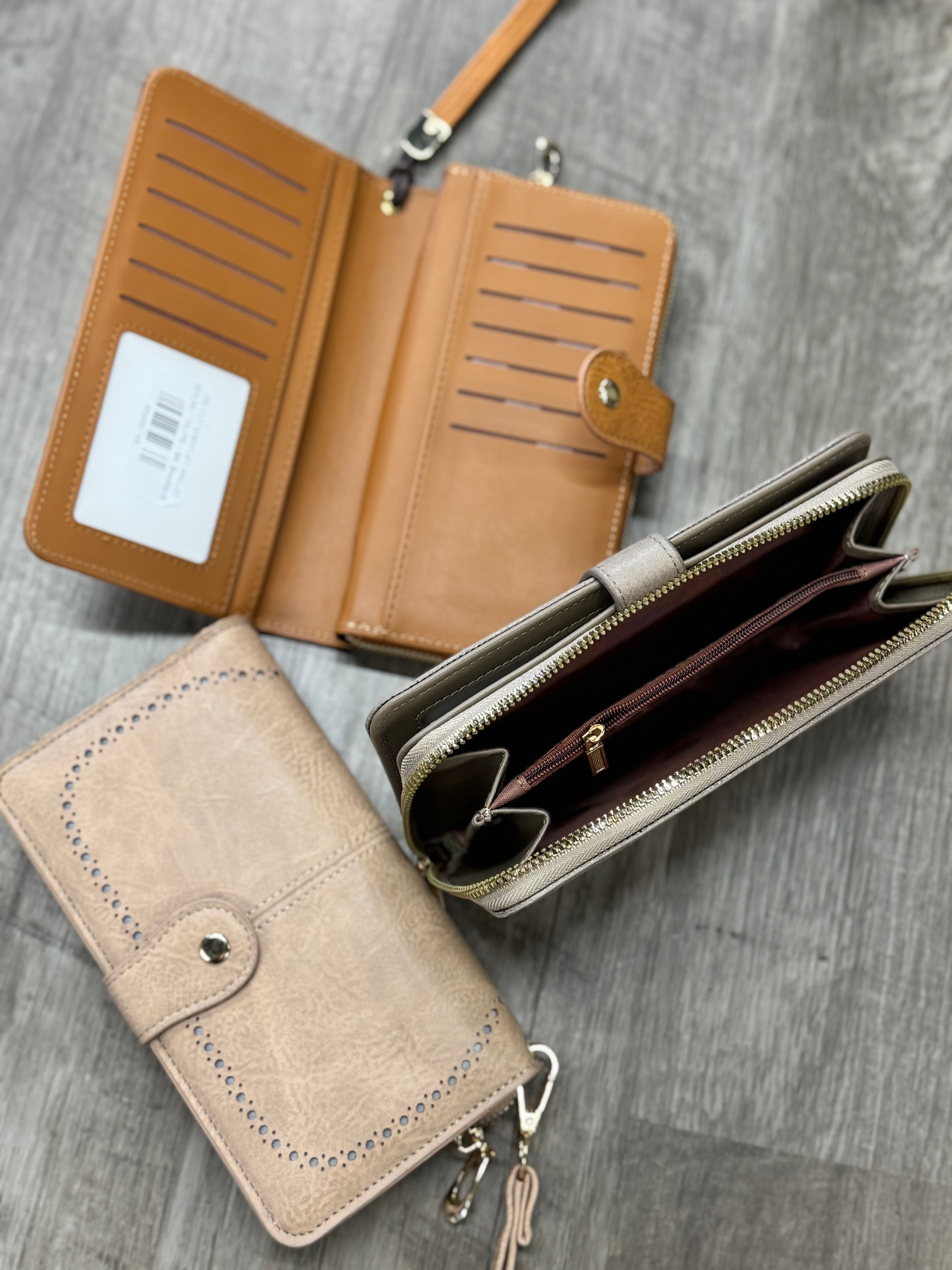 DIE CUT WRISTLET WALLET