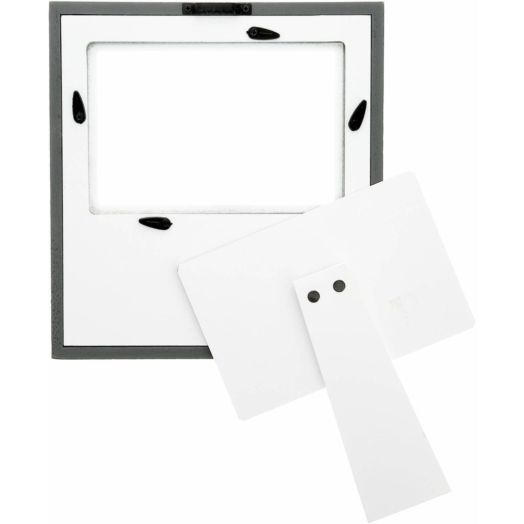 Family - 7.75" x 8.25" Frame (Holds 6" x 4" Photo)