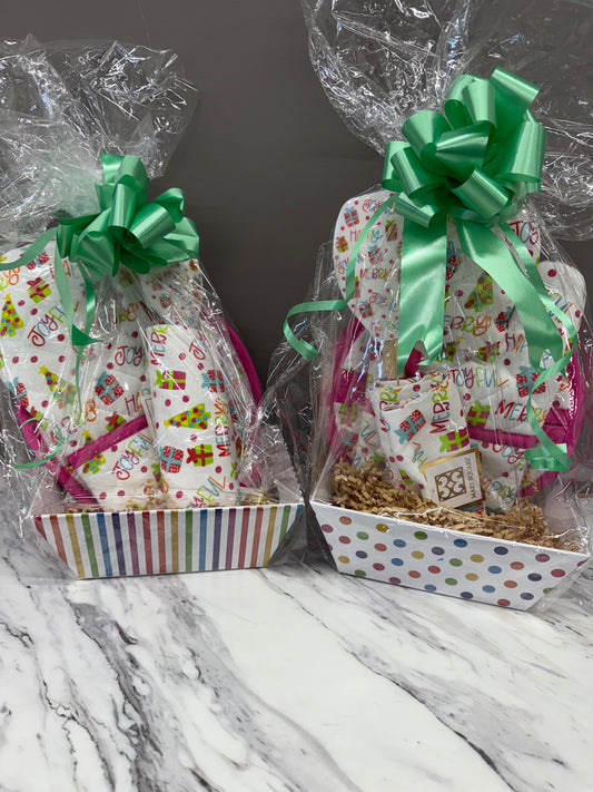 CHRISTMAS BAKING BASKET